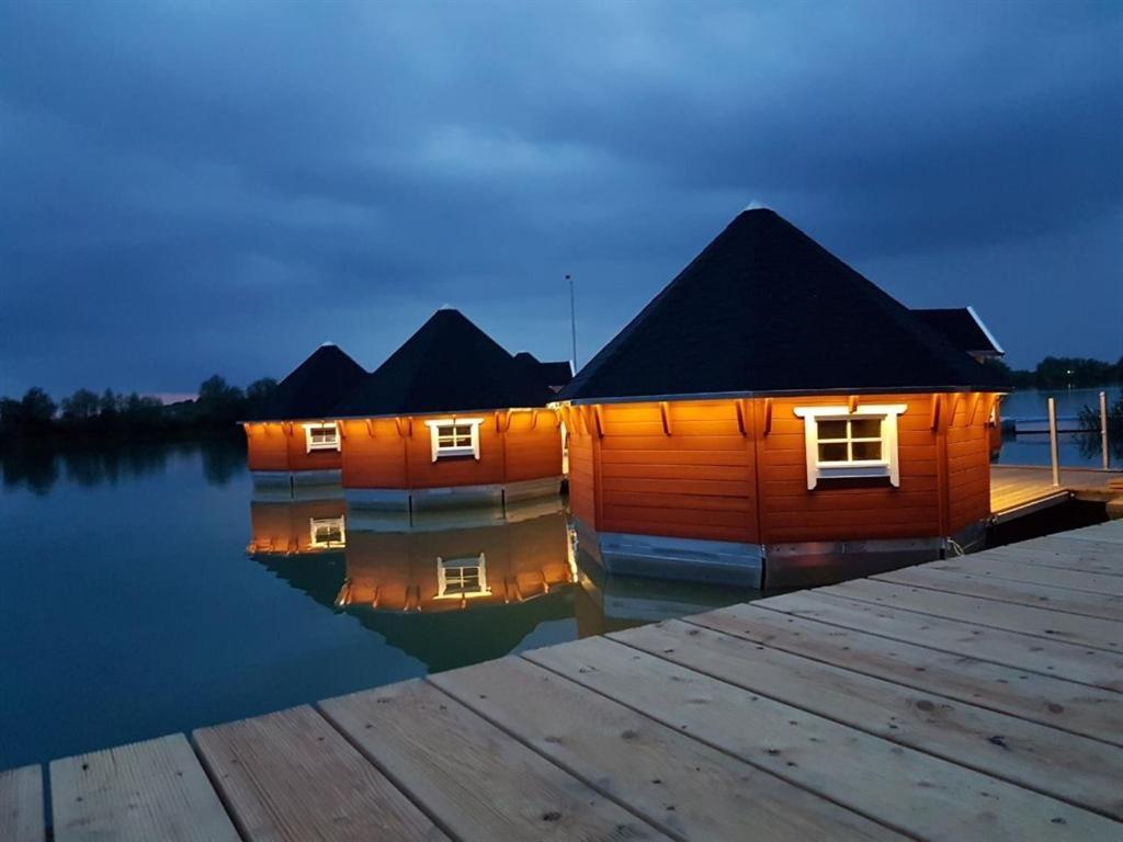 Maritime Freizeit Camp "Mfc" Erfurter Seen Экстерьер фото